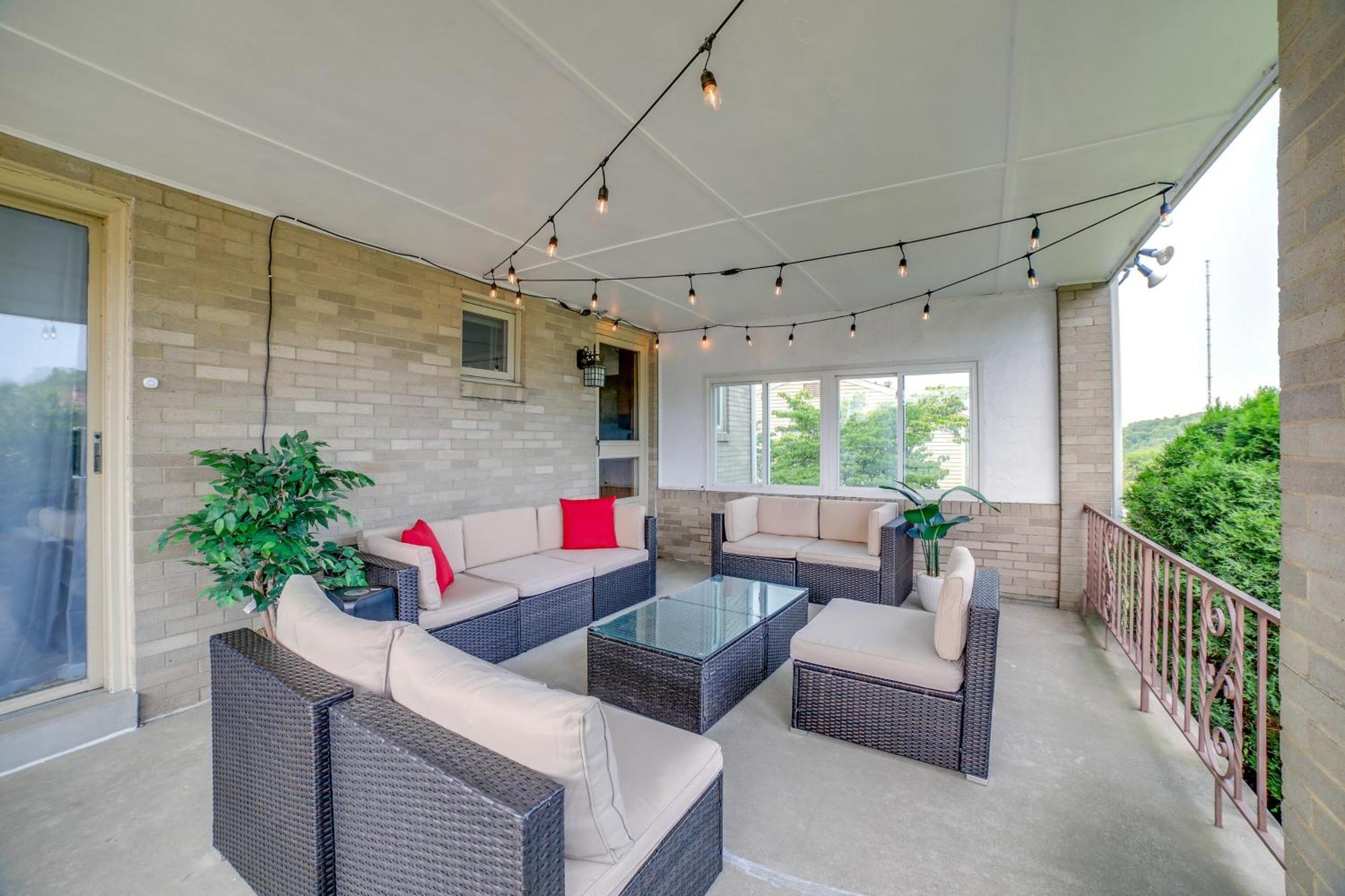 Holiday home Vacation 3 Mi To Downtown! *